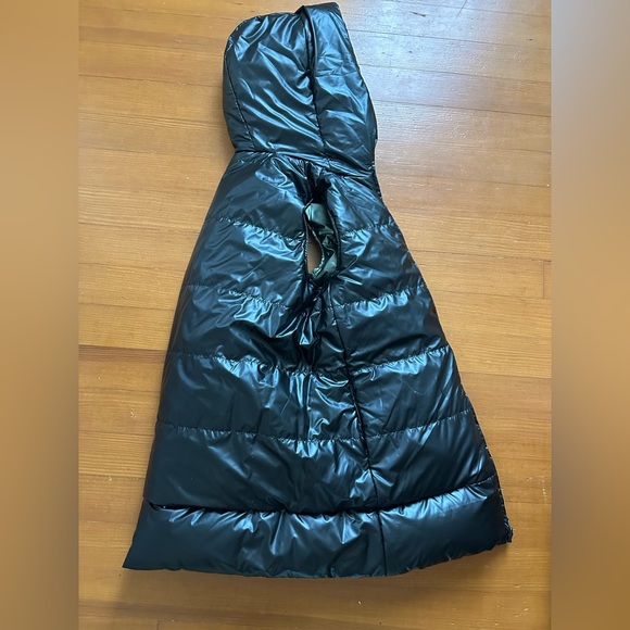 Tuckernuck reversible vest - Picture 5 of 5